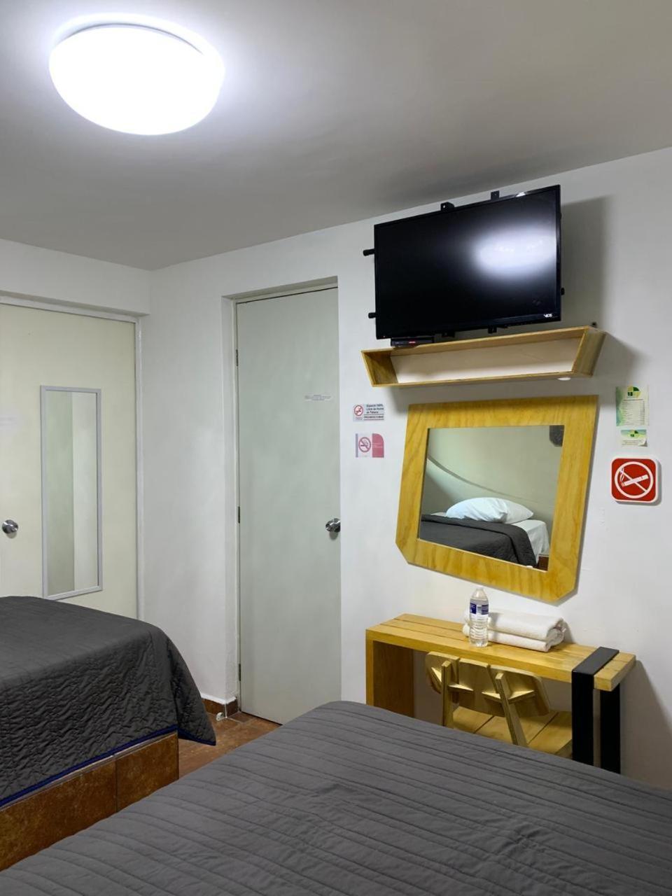 Hotel Tecnologico เกเรตาโร ภายนอก รูปภาพ
